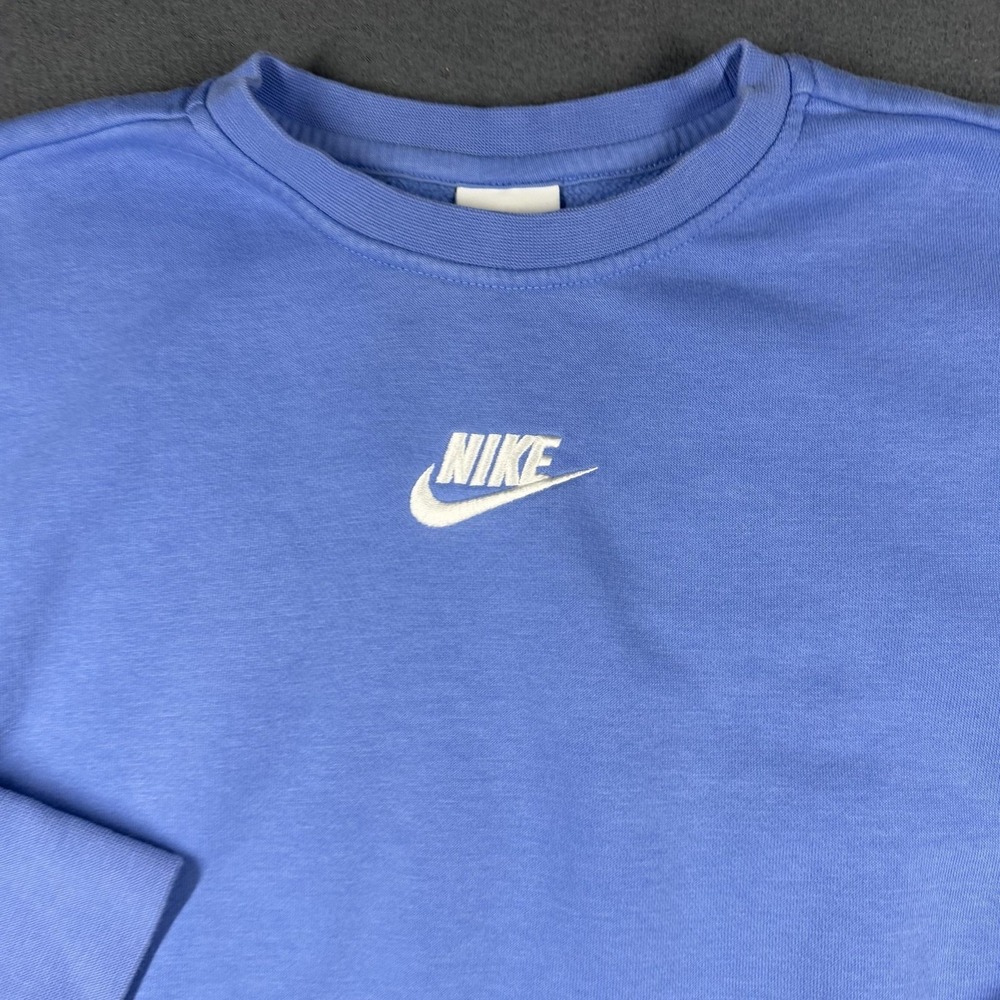 Nike Sweatshirt Kids Small Blue Crewneck Pullover Embroidered Logo DD7473-450 - Picture 3 of 12
